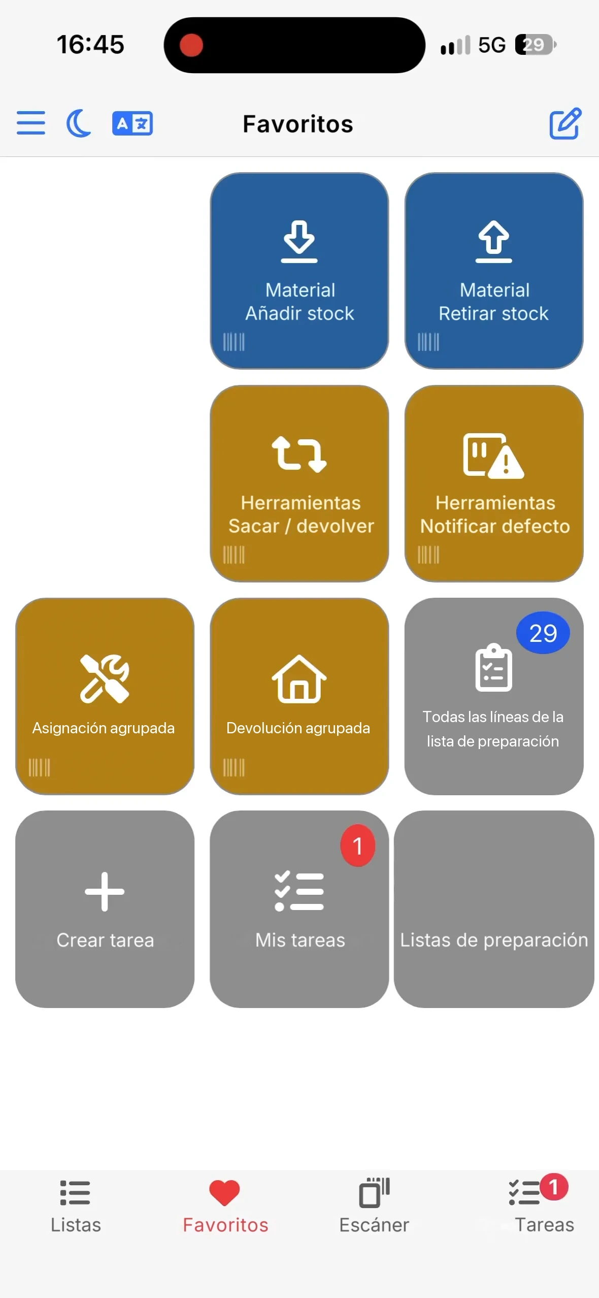 La pantalla de inicio de la app móvil con los botones favoritos Asignación agrupada y Devolución agrupada